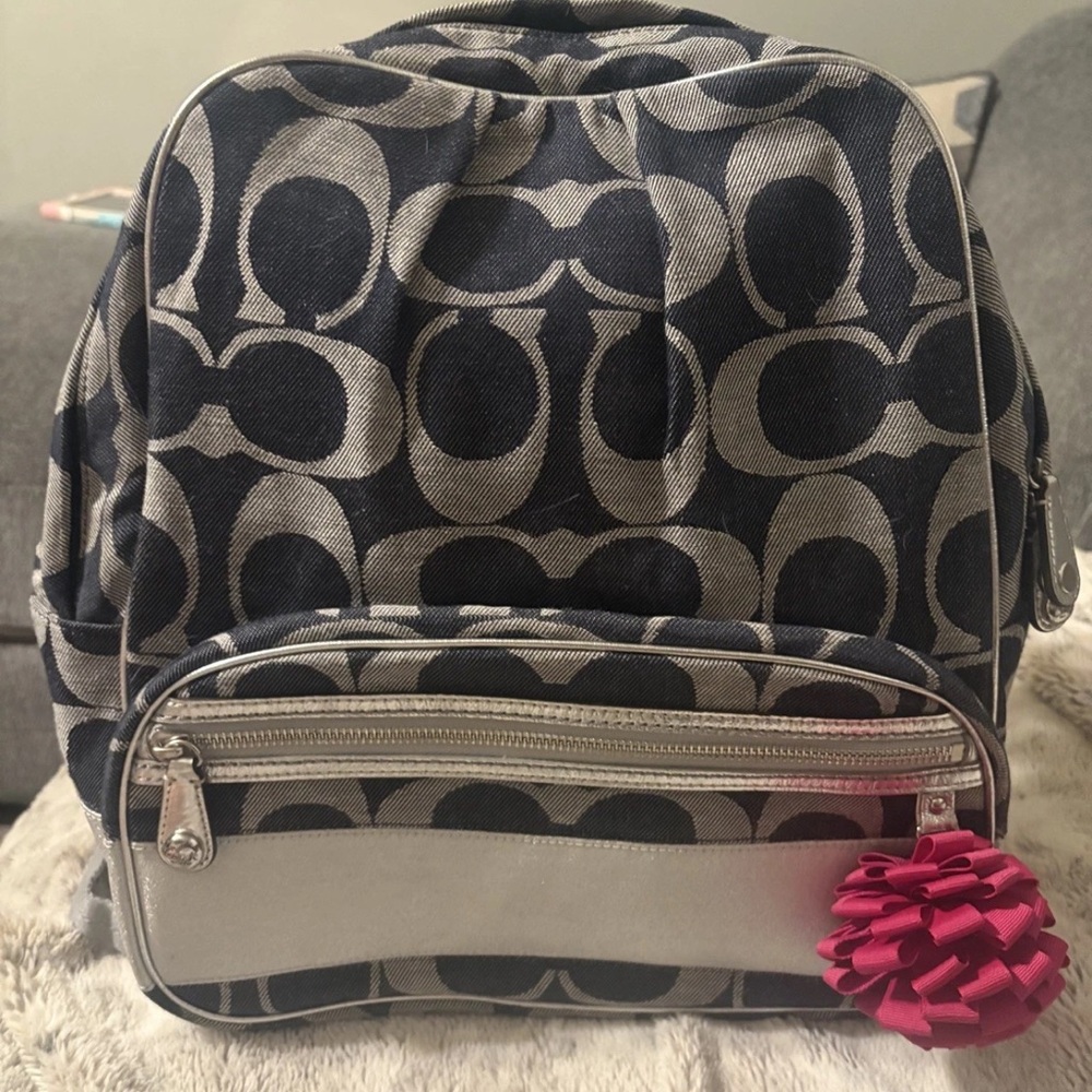 Y2K Coach poppy backpack navy blue and silver.